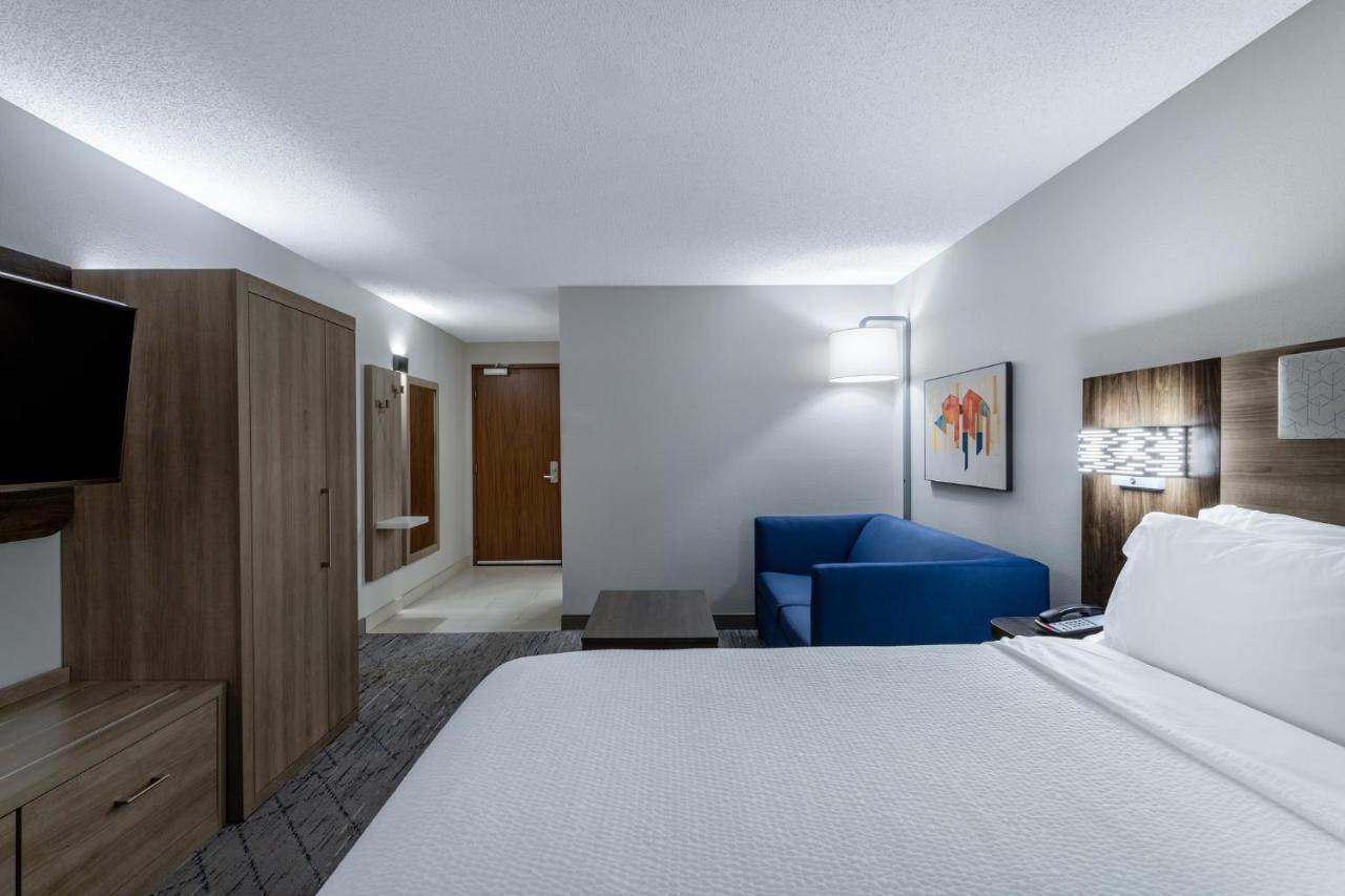 Holiday Inn Express Hotel & Suites-St. Paul, An Ihg Hotel Vadnais Heights Екстериор снимка